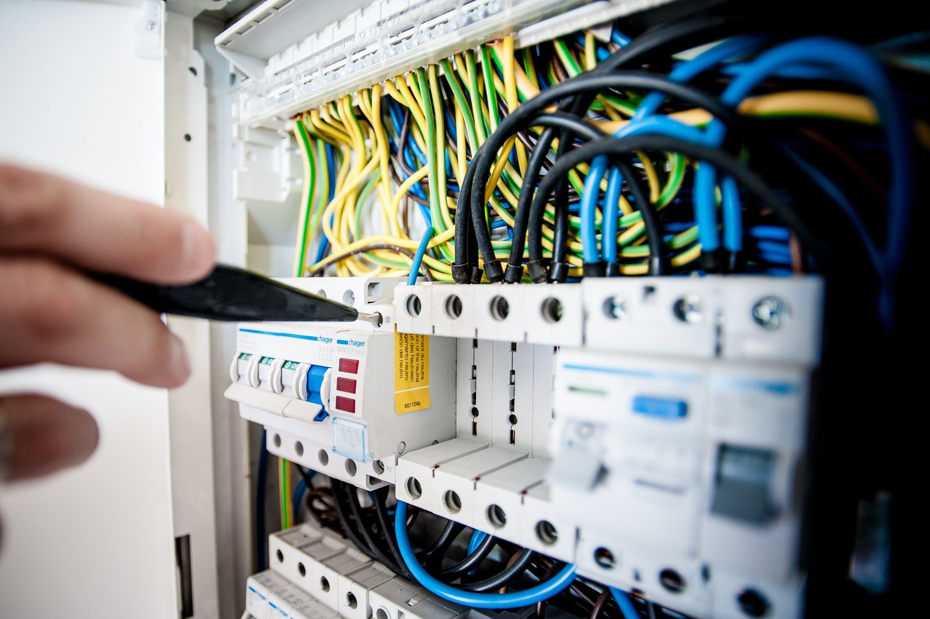 Électricien à Mons-en-Barœul